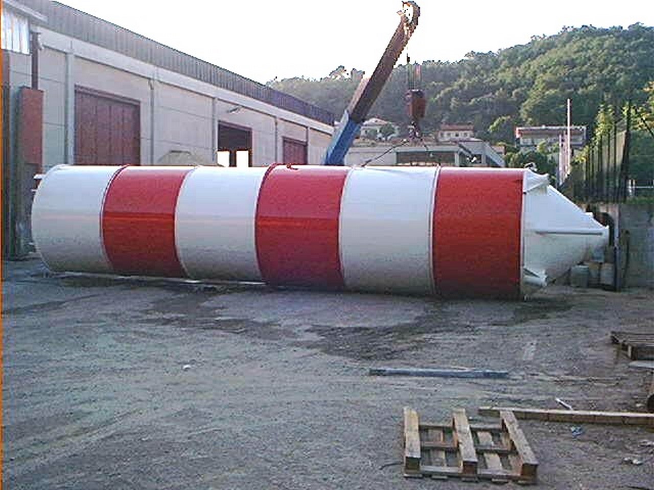 Telescopic Vertical Silo for Container