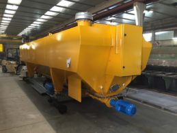 Low Level Horizontal Cement Silo for Container 36m³ Low Level Horizontal Cement Silo for Container 36m³