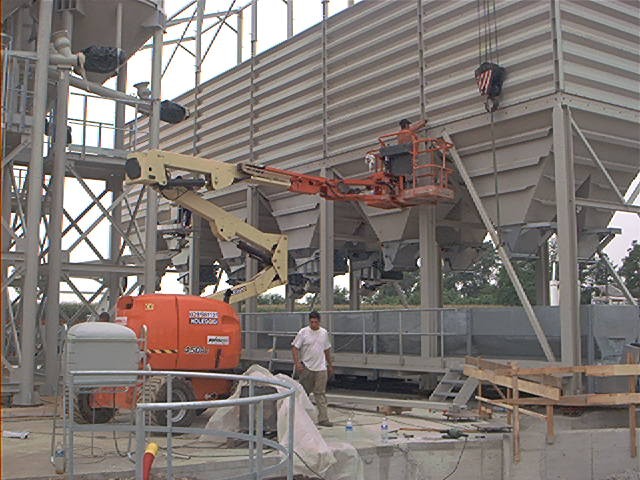 Modular cement-aggregates cement silo